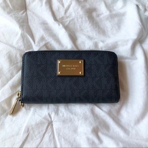 Used Michael Kors Wallet